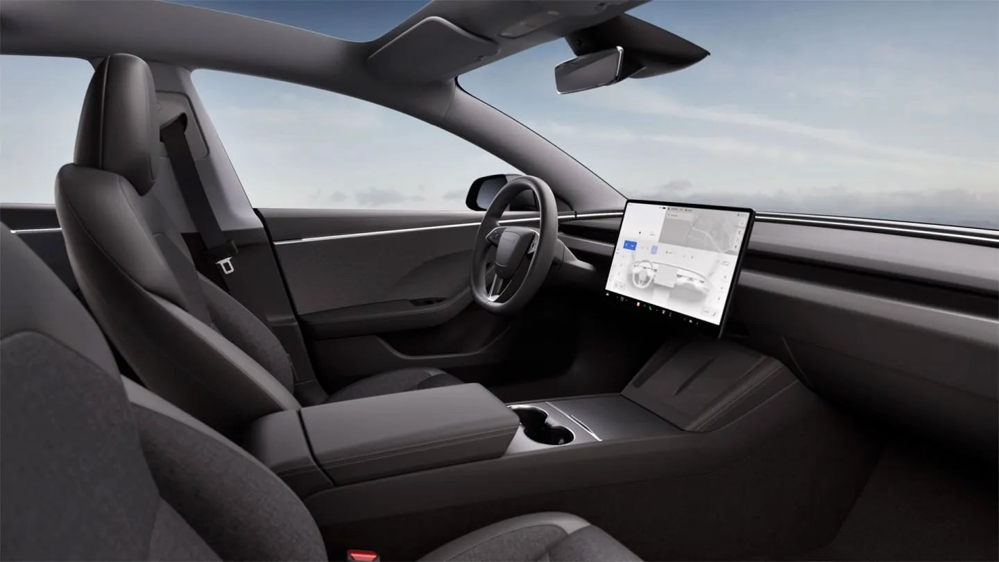 Насколько это может стать дешевле? Новая Tesla Model 3 уже на подходе!