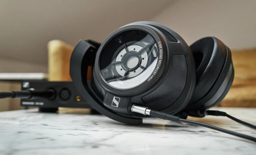 سماعة رأس سلكية فوق الأذن Sennheiser HD820 (507435)